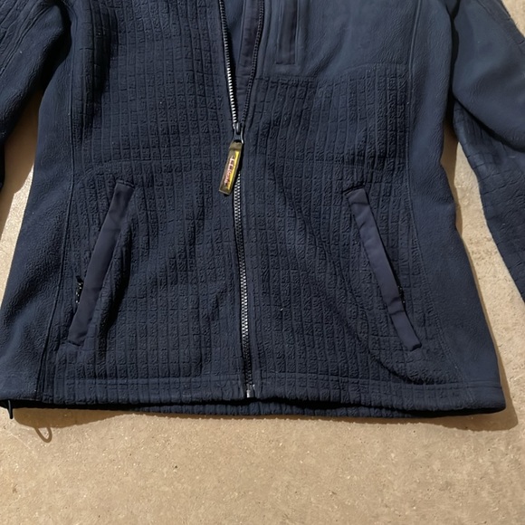 Navy blue women’s llbean fleece jacket - Picture 5 of 5